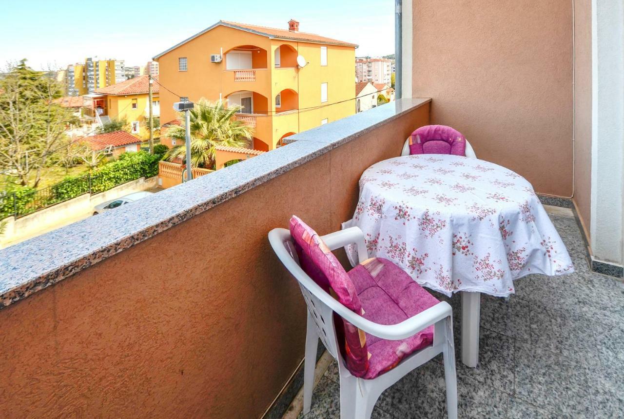 Apartment Pecirep Пула Екстериор снимка