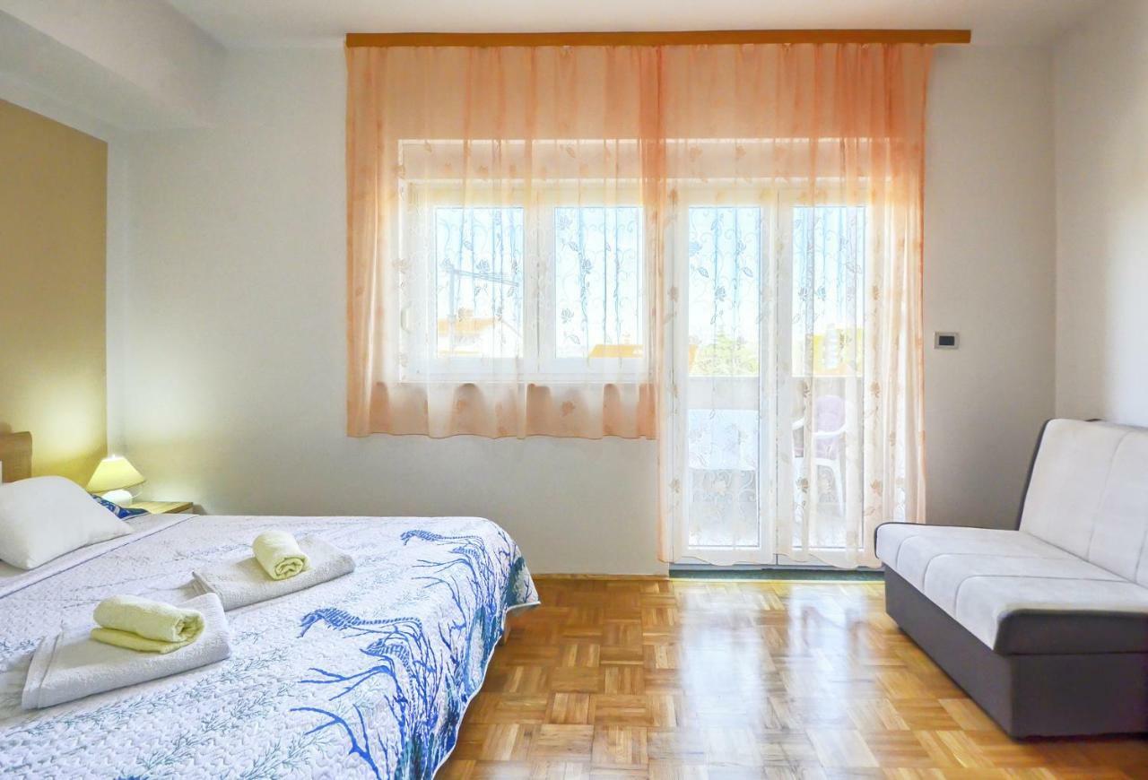 Apartment Pecirep Пула Екстериор снимка