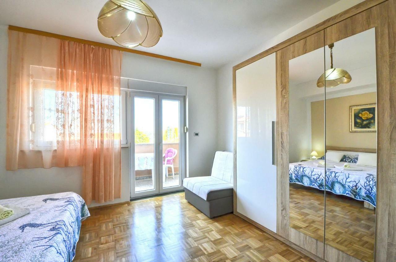 Apartment Pecirep Пула Екстериор снимка